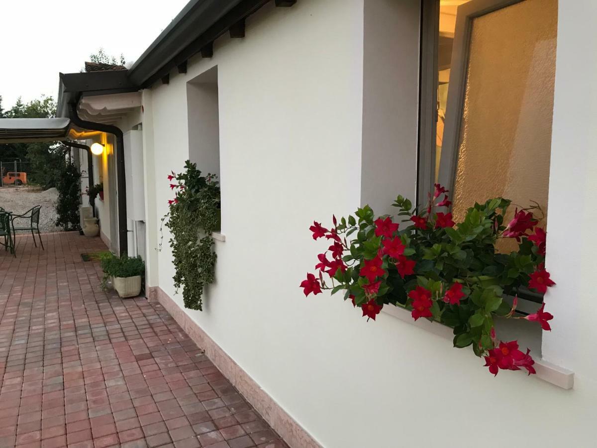 Appartamento "Casa Vacanze Corte Ara Decima" Sona Exteriér fotografie
