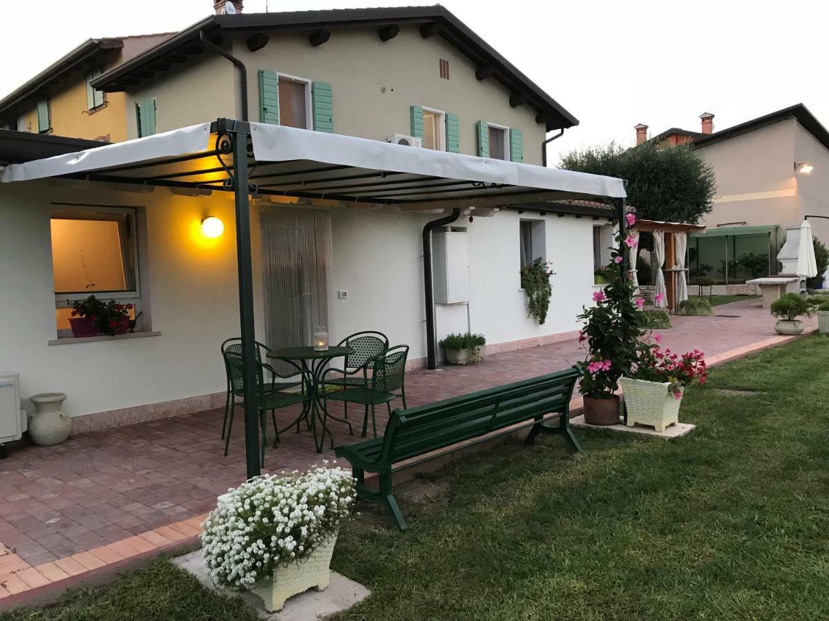 Appartamento "Casa Vacanze Corte Ara Decima" Sona Exteriér fotografie